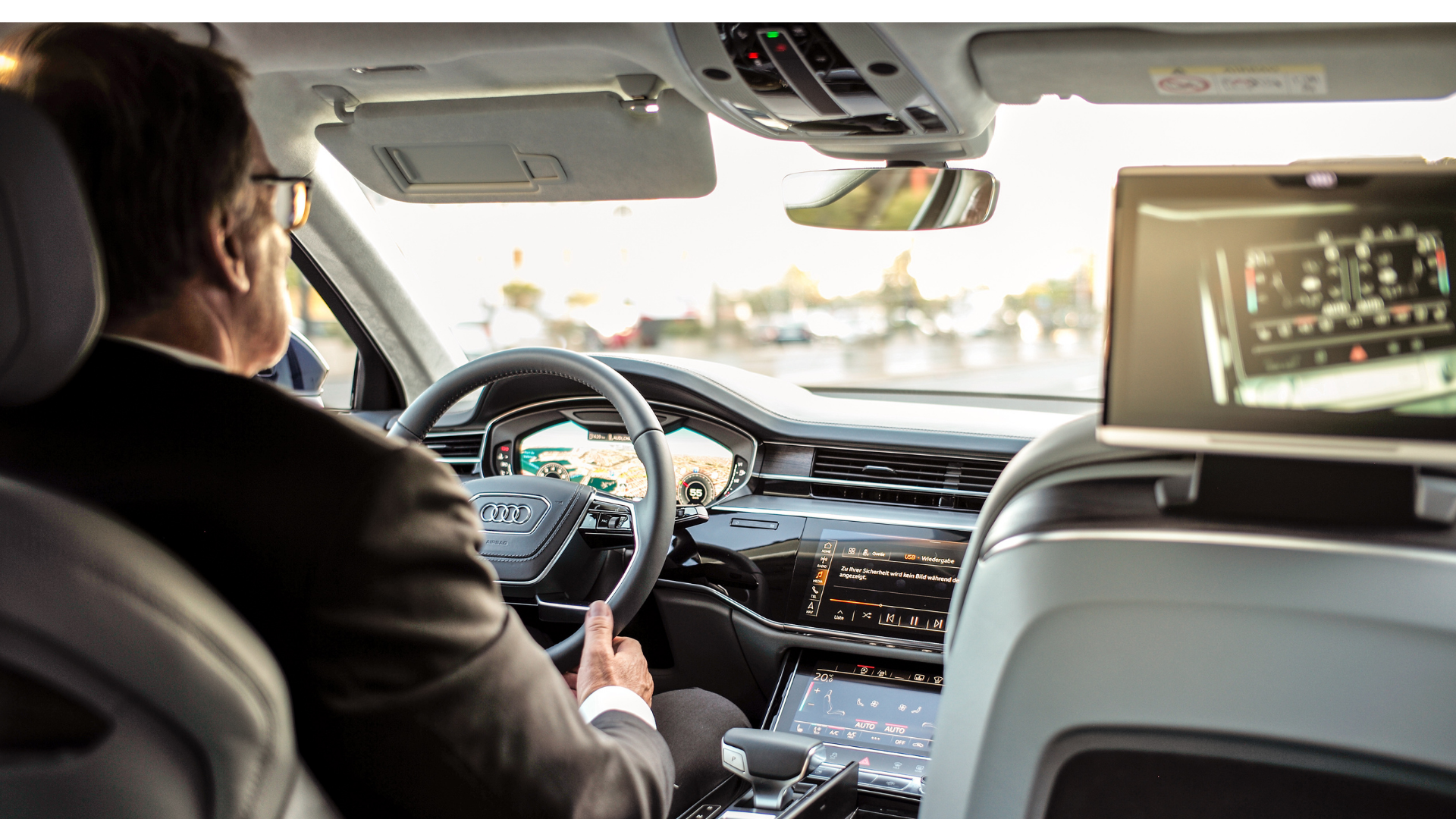 Dịch vụ thuê xe 4-7-16 chỗ uy tín tại Hồ Tràm - MlinkGo